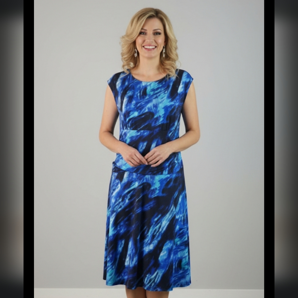 Jessica blue dress with abstract print - Fitted cut, Size 14